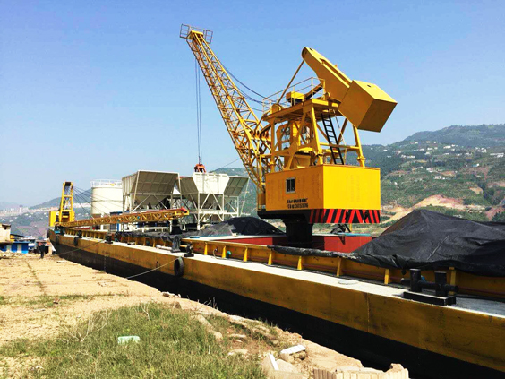 Barge-Mounted Concrete Batching Plant In YiChang, China