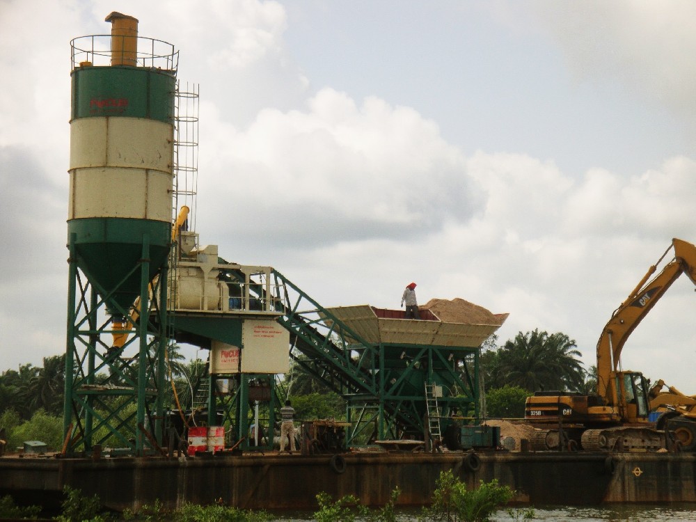 YHZS60 Mobile Plant YHZS60 For River Bridge In Nigeria In August 2015